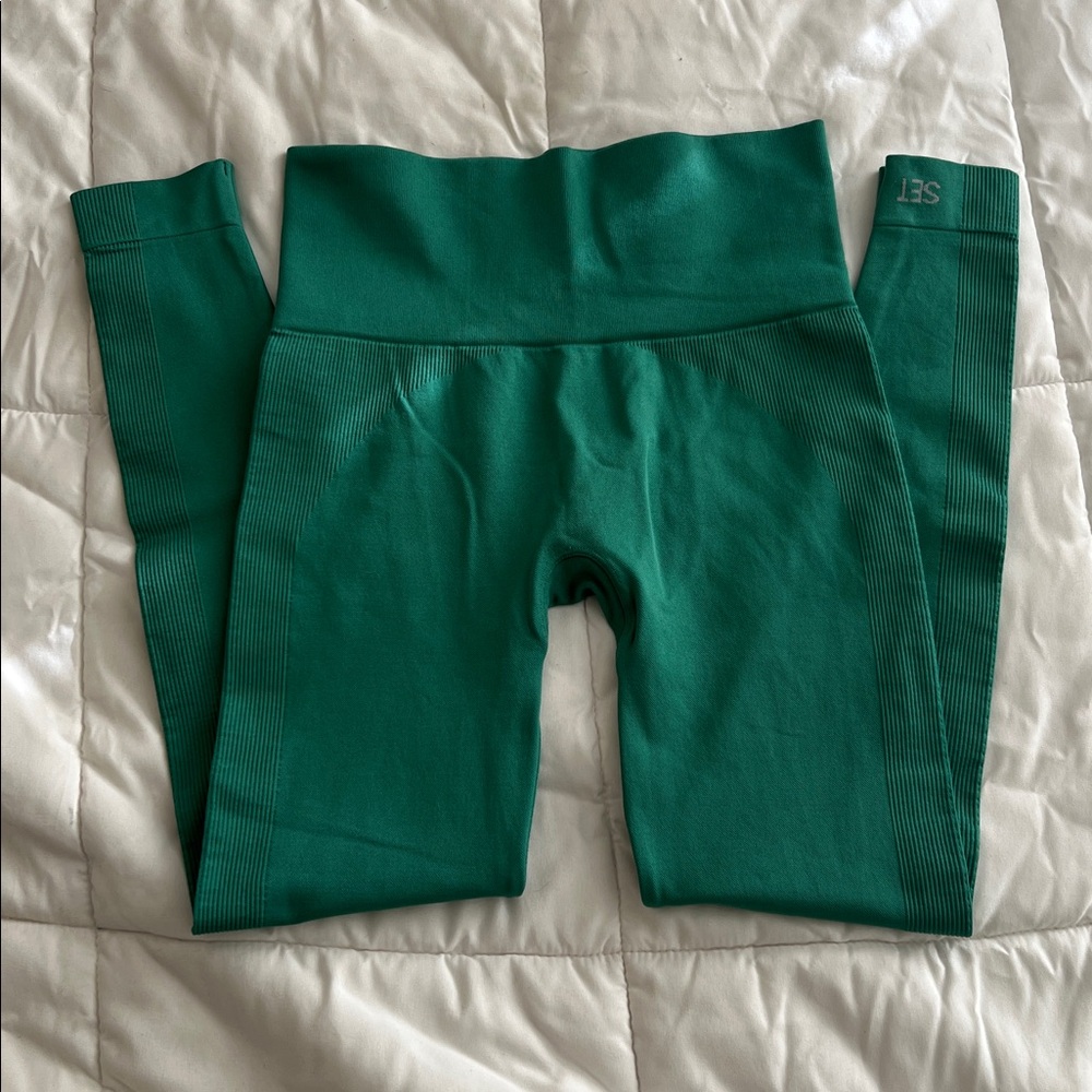 SET Active Sculptflex leggings, Groovy green color, size women's small NWOT